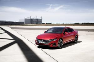 Volkswagen Arteon R-Line 2020 года  (WW)